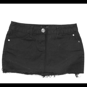 Guess mini skirt